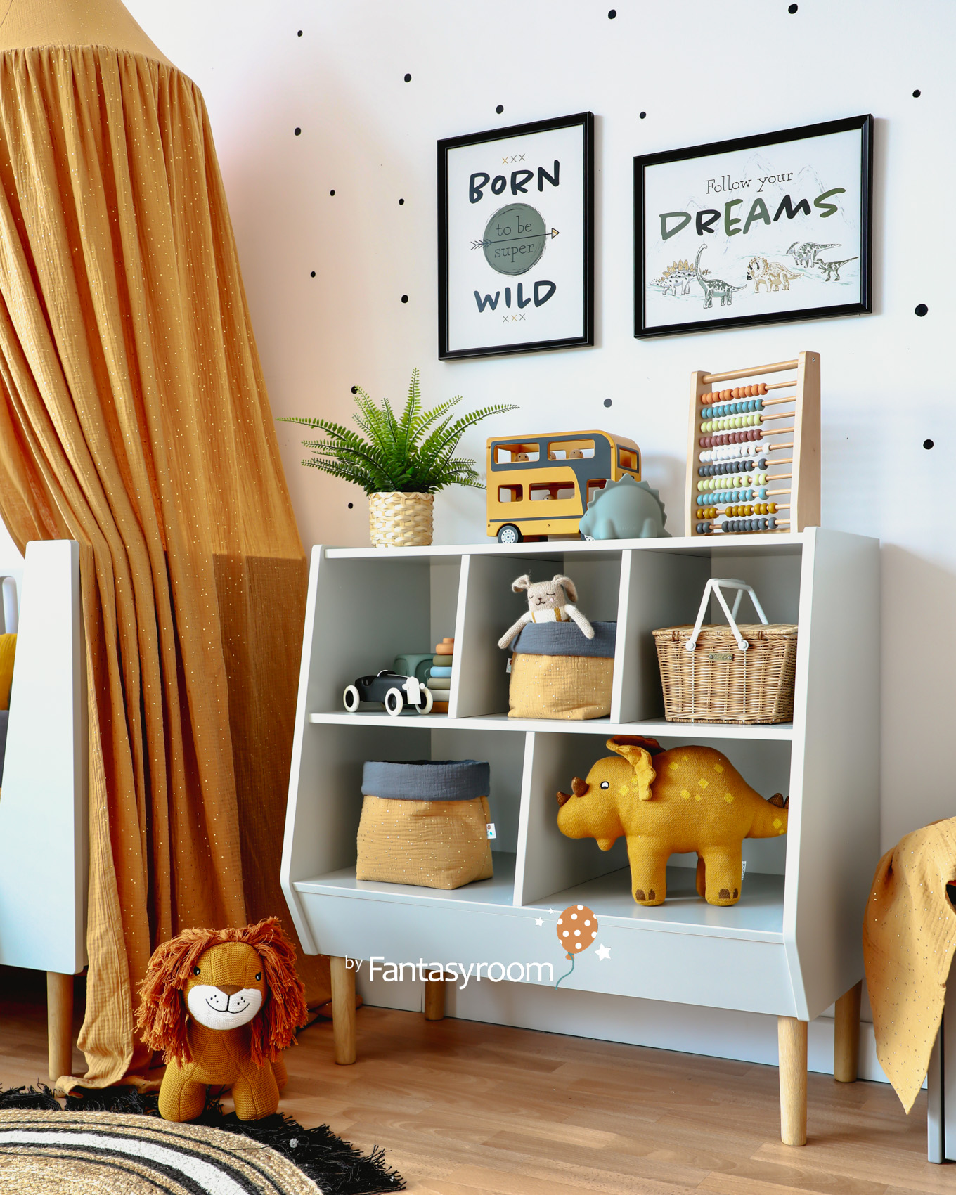 Kinderzimmer Spielzeugaufbewahrung im Done by Deer Regal