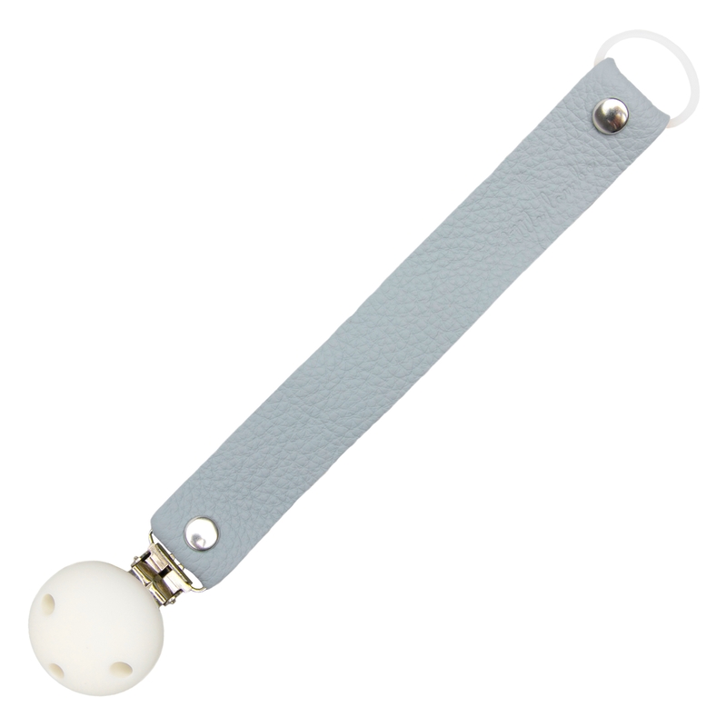 Schnullerkette aus Leder hellblau