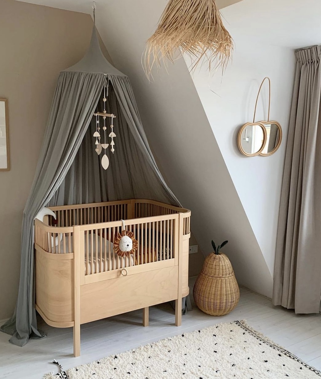 Boho Babyzimmer mit Naturmaterialien & Sebra Bett