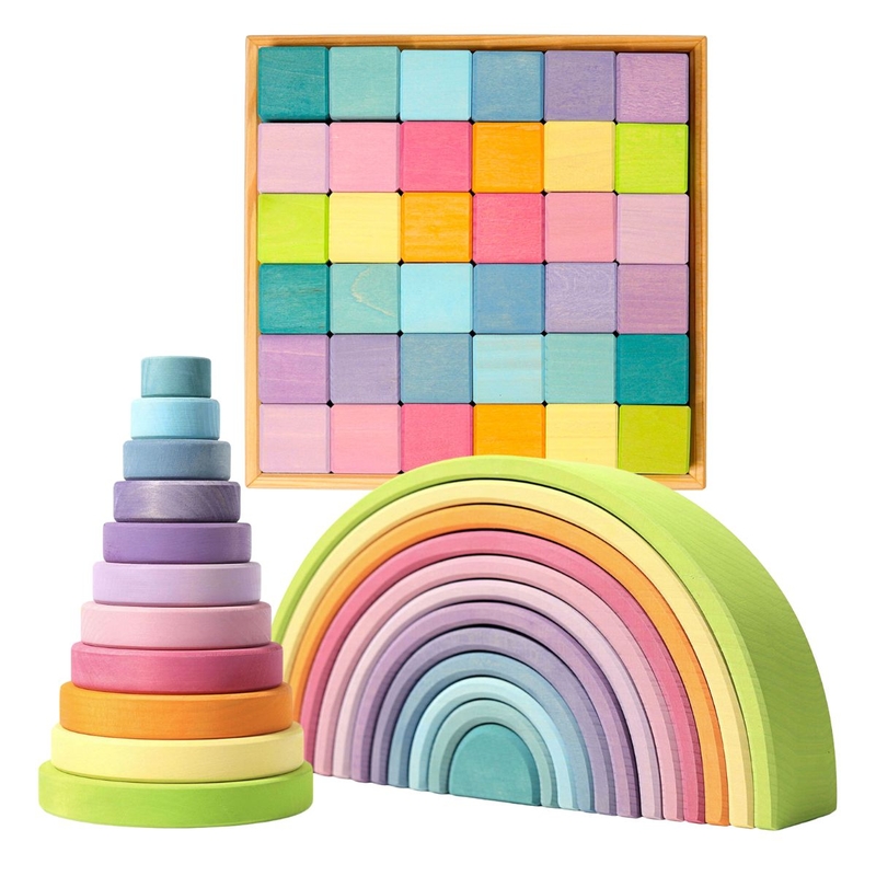 Spielset mit Regenbogen, Stapelturm &amp; Bauklötzen