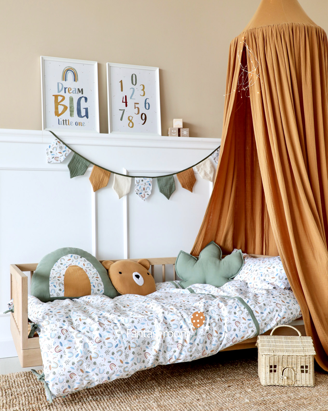 Kinderbettwäsche mit Regenbögen in 100x135cm