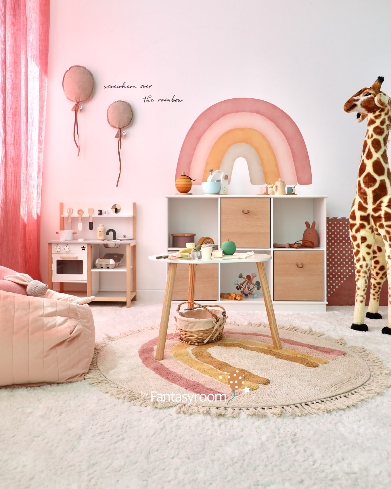 Spielzimmer mit Kinderzimmer Regal als Stauraum