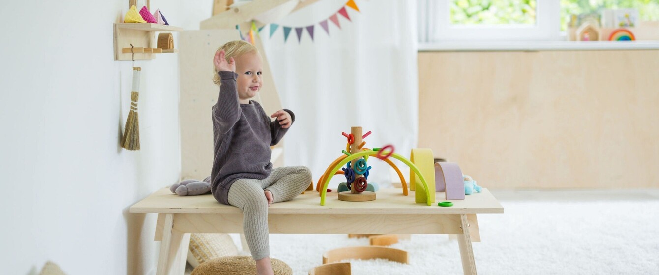 Montessori & Waldorf Montessori & Waldorf
