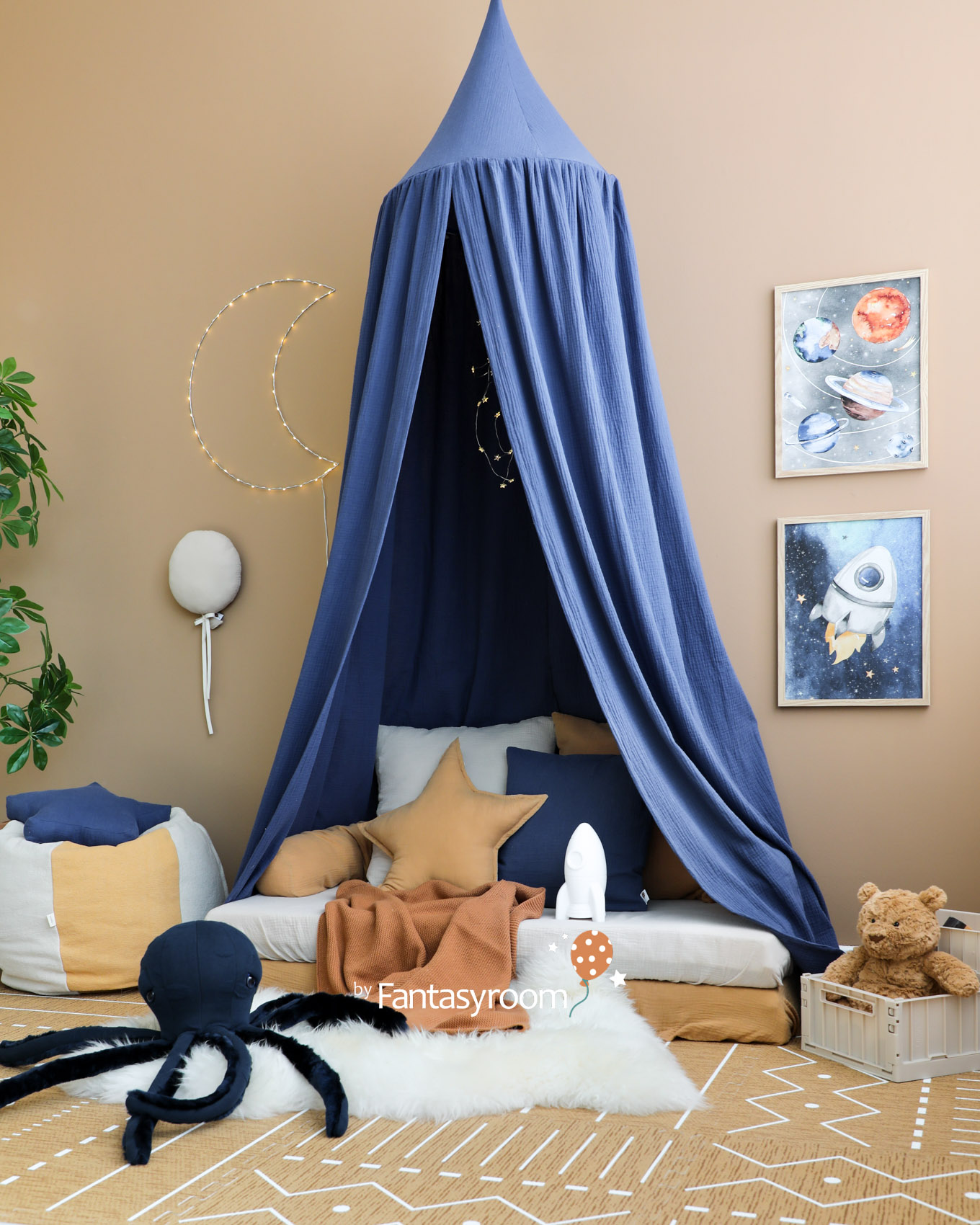 kinder-kuschelecke-blau-grau-braun-dinki-balloon-weltraum-2303-6Z8A5989-3