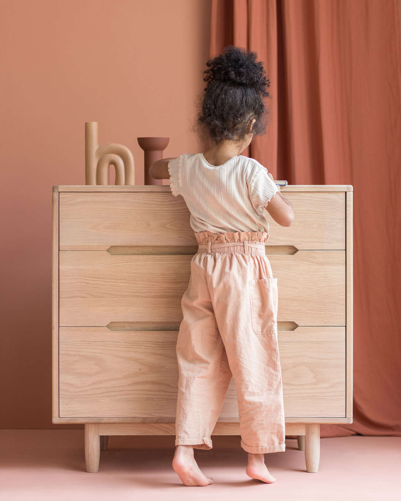 Kinderzimmer Kommode aus Eiche von Nobodinoz