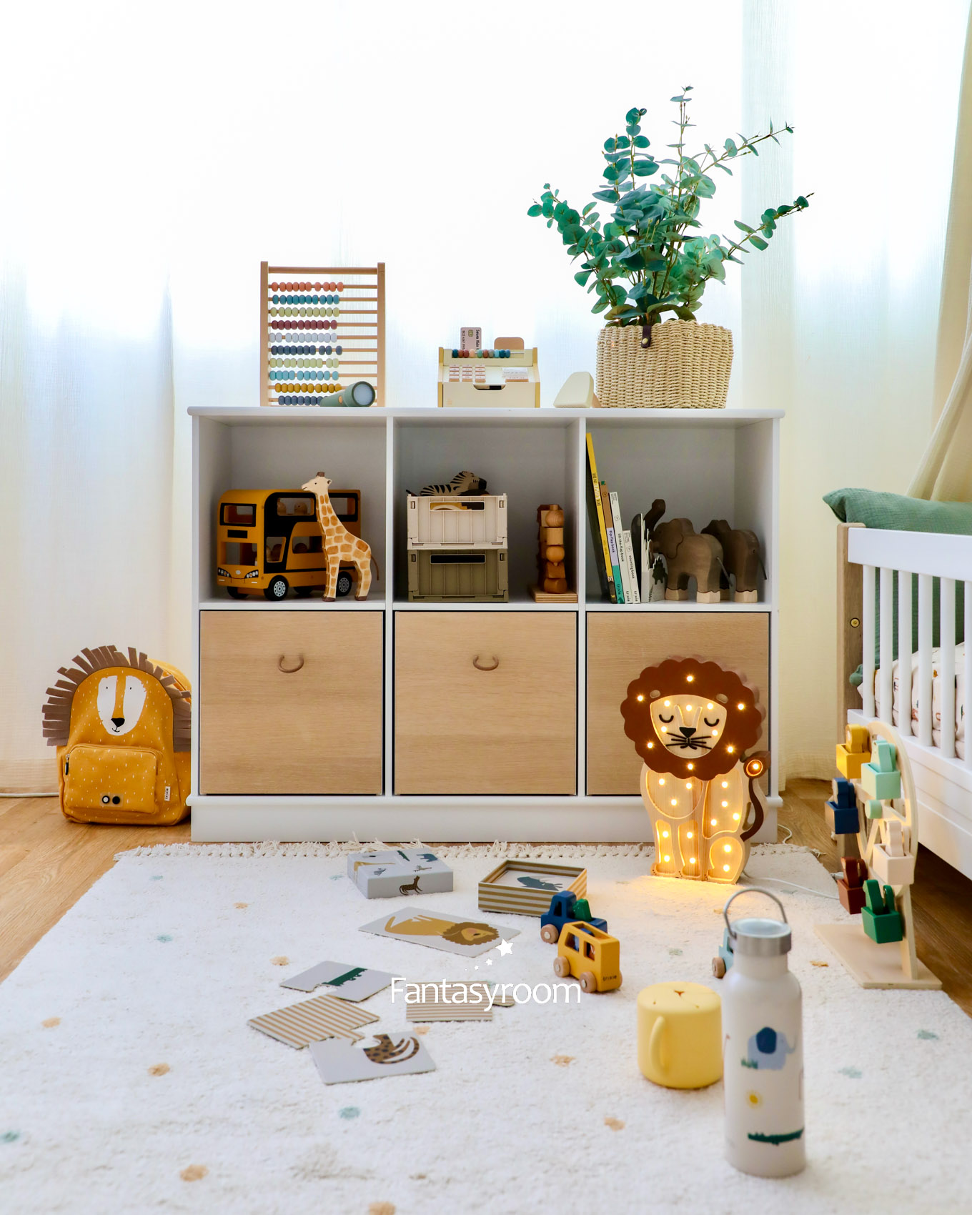 kinderzimmer-safari-mit-kinderbett-spielecke-fantasyroom-2310-6Z8A6082
