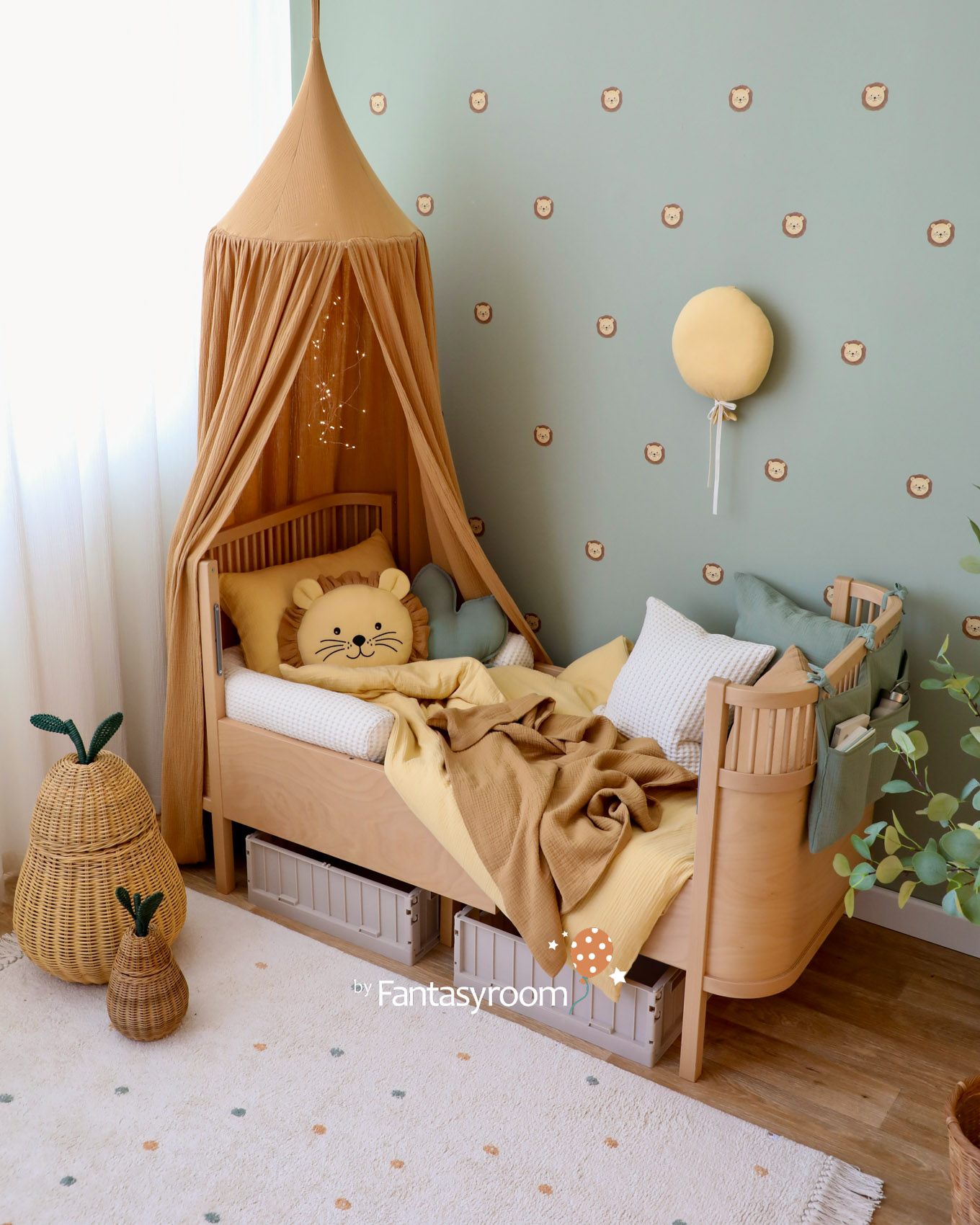 kleinkindzimmer-loewe-gelb-camel-gruen-dinki-balloon-2407-6Z8A9914