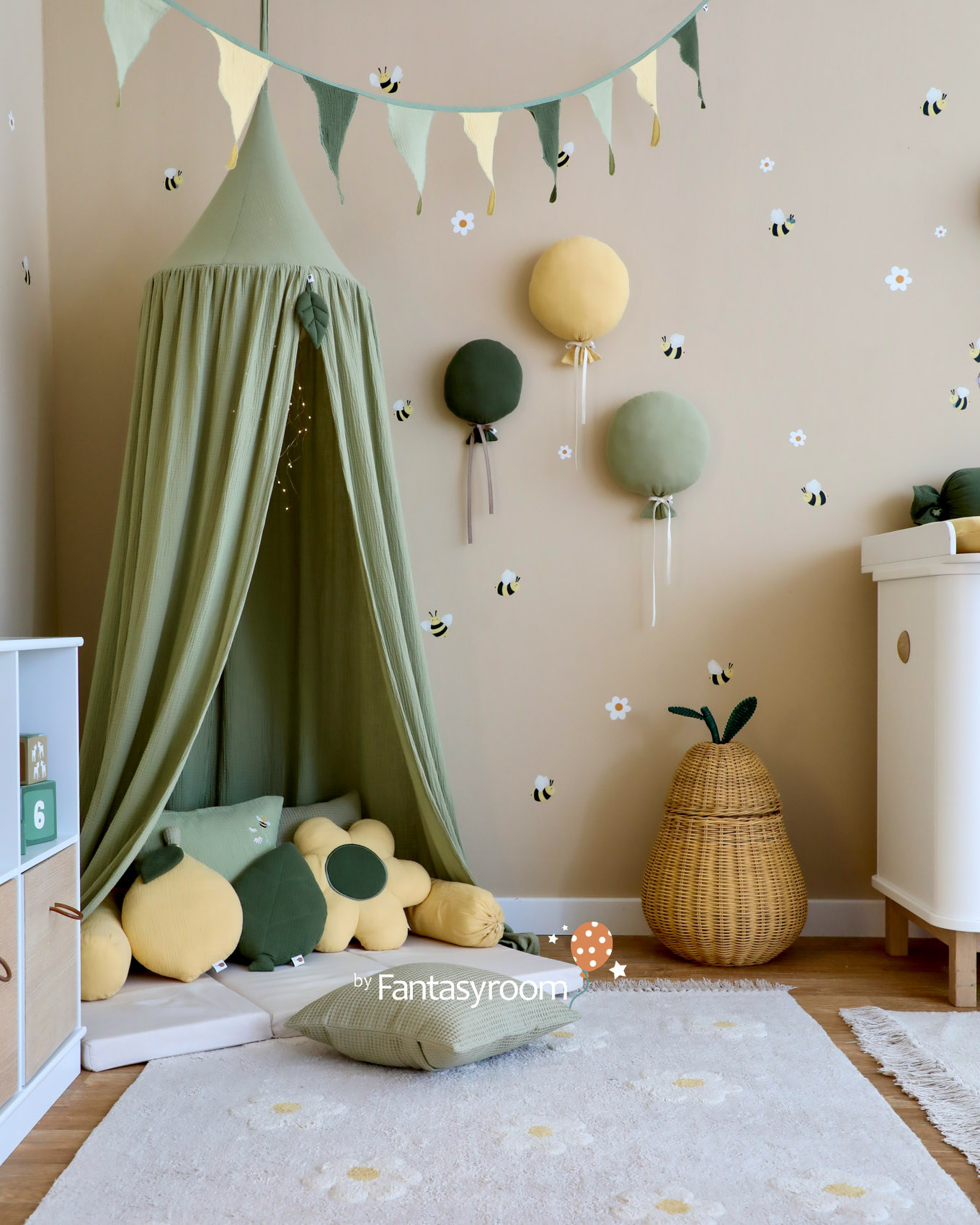 kuschelecke-dinki-balloon-bienen-blumen-gelb-gruen-2408-6Z8A0494