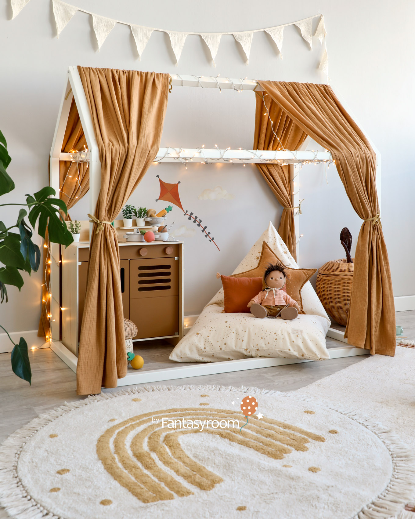 spielzimmer-hausbett-spielhaus-kinderkueche-sitzsack-camel-creme-2210-6Z8A0715